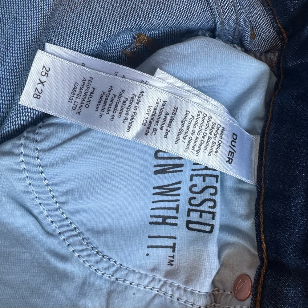 DUER Performance Girlfriend Jeans - Picture 5 of 5